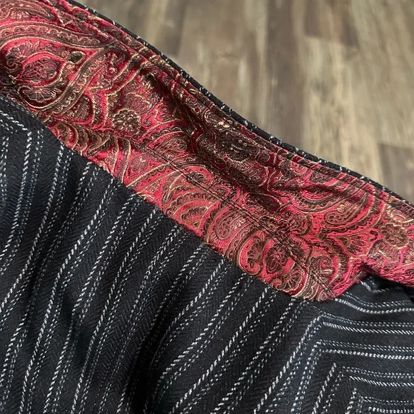 CAbi black pinstripe tailored blazer jacket women's 6 animal print lining - Picture 7 of 9